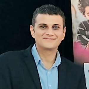 صورة شخصية للأستاذ إسماعيل محمد، مدرس رياضيات (Math Teacher).